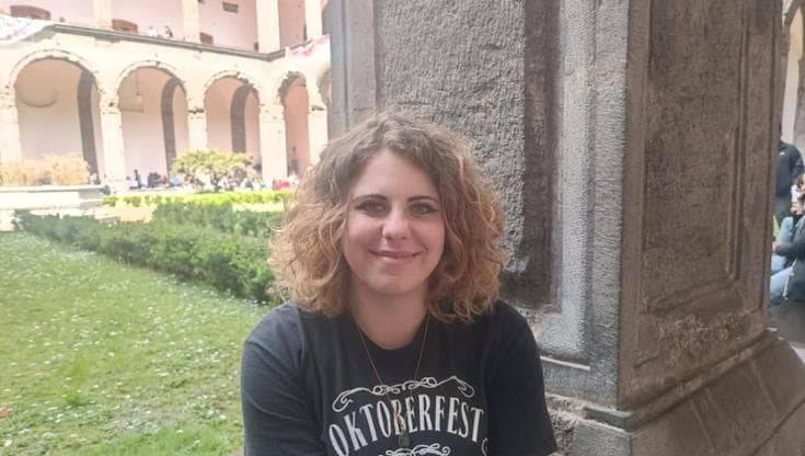 Vittoria, studentessa di Lettere: "Mai votato, stavolta sì, anche per una collega fuori sede"