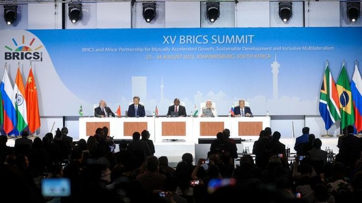 La Russia e i Brics, le potenze di mezzo