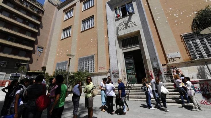 Esami di maturità, via da giovedì per 52 mila studenti campani