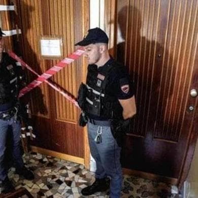 “Al droga party in casa della prof il pusher fatto a pezzi per 50 euro”