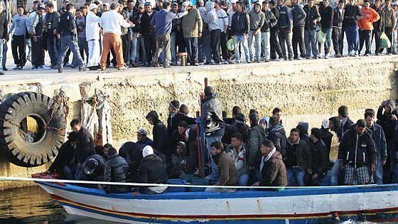 Torino, chiede il rinnovo del permesso di soggiorno ma è ricercato: arrestato