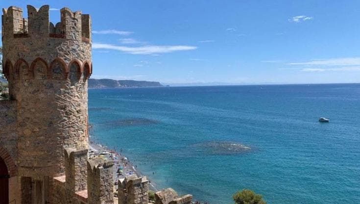 Concessioni balneari, il caso Borghetto: il Comune fa la gara, ma vincono gli stessi gestori