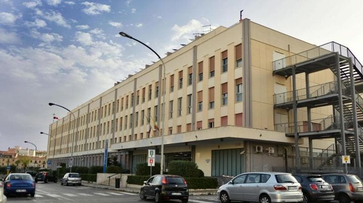 La cardiochirurgia del Civico costa tre milioni all’anno ma manda i pazienti a curarsi altrove