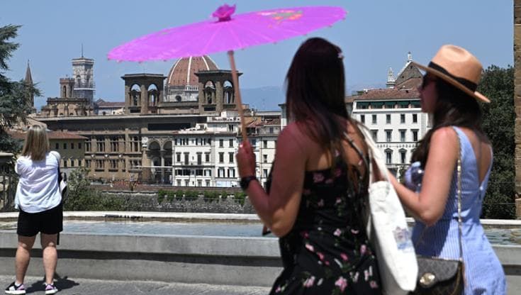 Meteo in Toscana, in settimana temperature a salire fino a 40 gradi. Il picco a Firenze