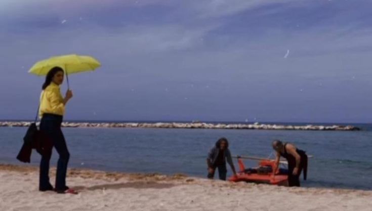 Luisa Ranieri, set a Pane e Pomodoro per Lolita Lobosco: spiaggia transennata per il seguito della fiction Rai