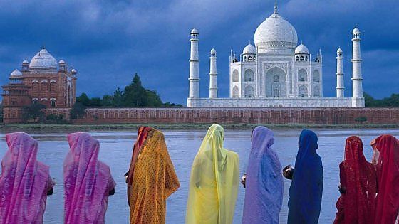 India. Corte suprema: no alle cremazioni attorno al Taj Mahal