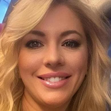 Genny “succubò” , non c’è reato. Il cellulare non merita l’antipatia
