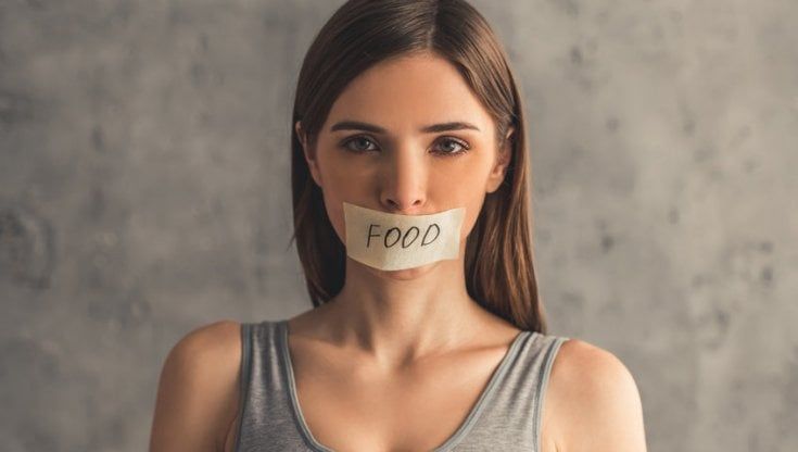 Disturbi alimentari: Elior e Never Give Up organizzano incontri online e nelle scuole