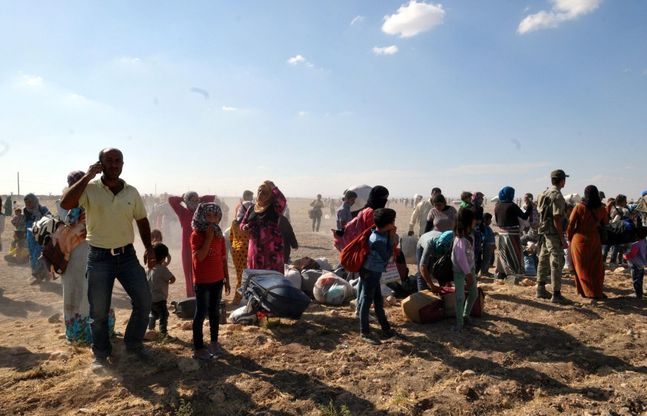 Turchia apre le porte a migliaia di profughi in fuga dall'Is