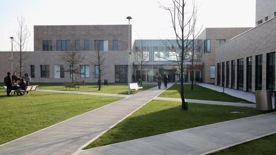Inaugurato il nuovo anno accademico all'università Humanitas: uno studente su due è straniero