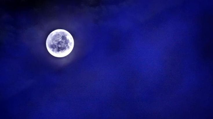 Torna la Superluna, domani diretta speciale sui social e a notte fonda si vedrà l'eclissi parziale di luna