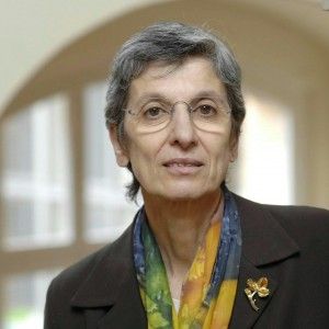 Chiara Saraceno: "La legge tutela i minori, il bimbo &egrave; di chi lo cresce"