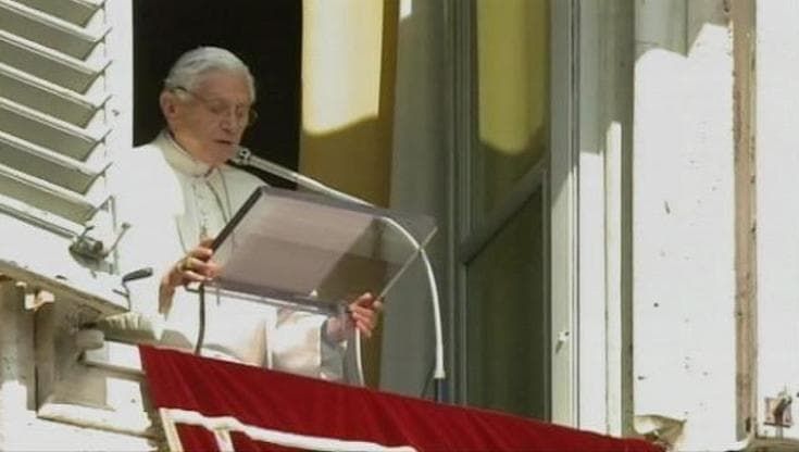 L'ultimo Angelus del Papa: "Il Signore mi chiama a salire sul monte"