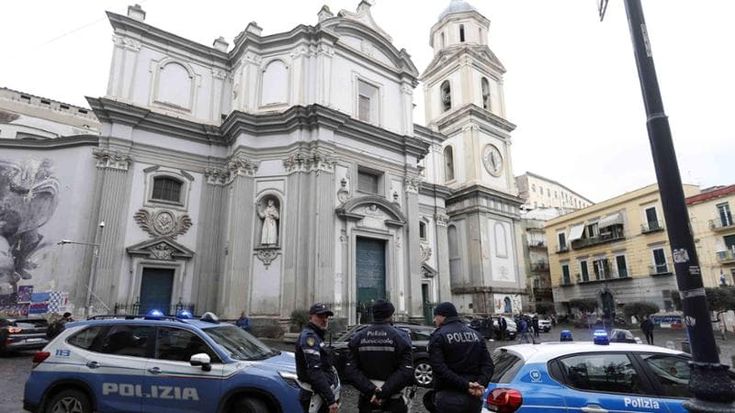 Napoli, rione Sanità blindato. Il sindaco: “Garantire i controlli di notte”