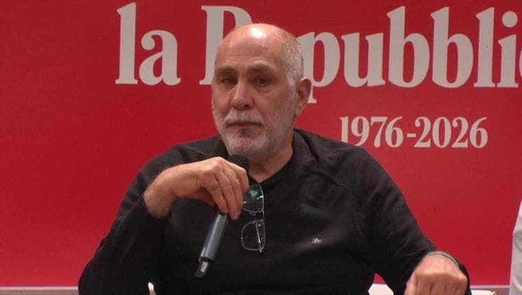 "Letteratura come resistenza", dialogo con Guillermo Arriaga al Salone del libro