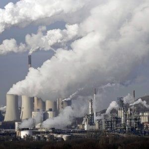 Crescita e clima, per centrare Parigi servono 75mila miliardi al 2050