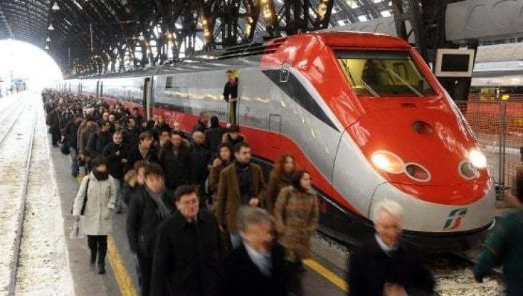 Pendolare del Frecciarossa  per 151 volte viaggia senza biglietto: multata e  condannata  a 6 mesi 