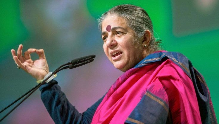 Vandana Shiva: "La crisi del cibo voluta dall'avidità dei grandi mercanti"