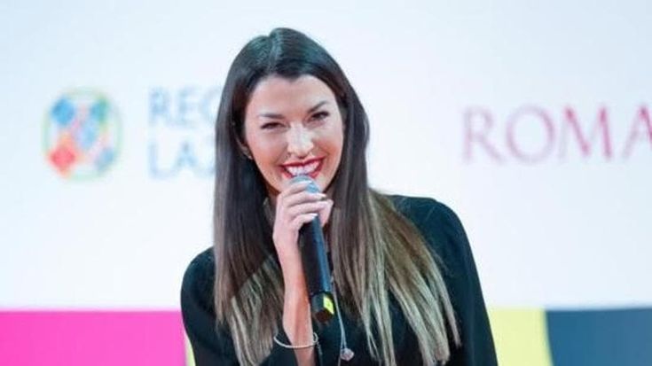 Caso Piantedosi: per Claudia Conte incarichi pubblici e nomine lampo. La Lega: “Se c’è rimpasto, Salvini al Viminale”