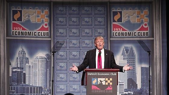 Usa, Trump annuncia la sua riforma del fisco: "La più grande da Regan"