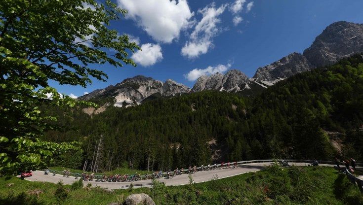 Giro d'Italia, è il giorno più duro: arrivo alle Tre Cime di Lavaredo