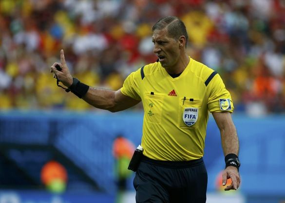 Nestor Pitana, l'arbitro attore col riporto da Oscar