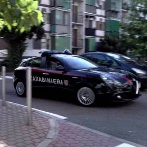 Milano, scende dall'auto e gli rubano l'orologio da 40mila euro