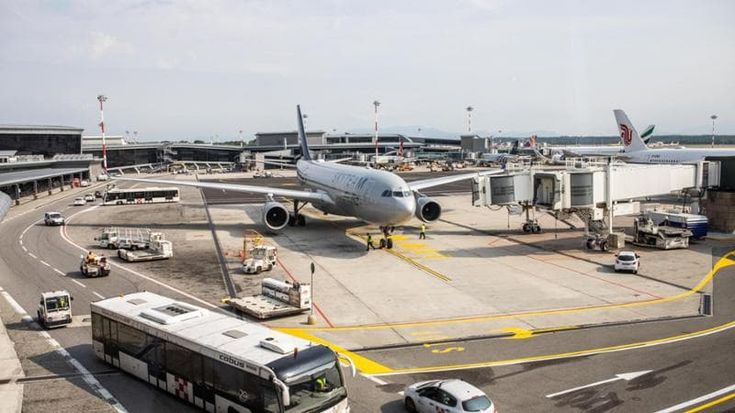Malpensa ufficialmente intitolato a Berlusconi: lo ha stabilito l'ordinanza Enac con effetto immediato