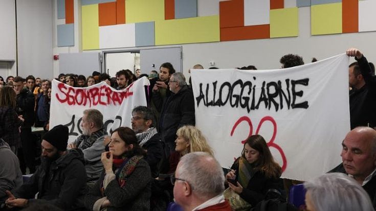 Cohousing Fioravanti, ex Xm24 contro Clancy. “Sgomberati per 33 alloggi”. “Volevate un mausoleo?”