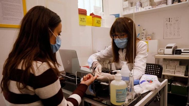 Dagli esami antidroga al kit per la fertilità, la corsa ai test fai da te. “Usateli solo se servono”