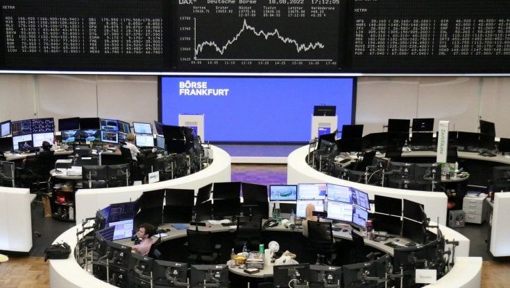 Le Borse di oggi, 19 agosto. Milano, seduta in netto ribasso: -2%. Gazprom chiude ancora Nordstream, schizza il gas
