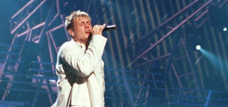 Nick Carter dei Backstreet Boys accusato di stupro. Lui: "Sotto choc e rattristato"