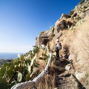Dall'Epomeo al mare turchese: Ischia si racconta con "Andar per sentieri"