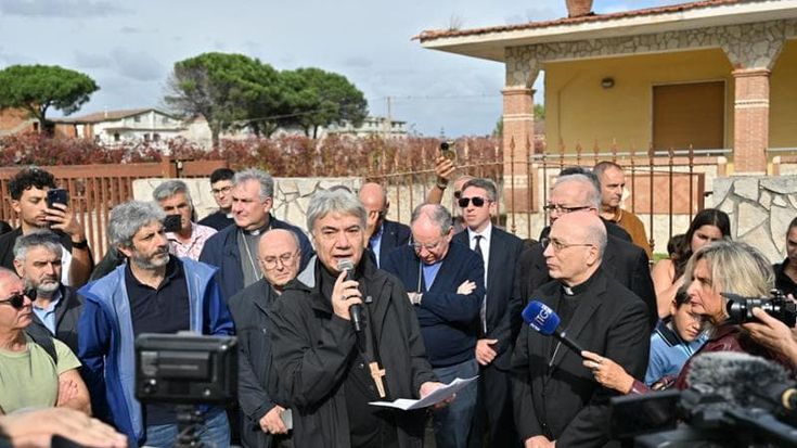 Castel Volturno, la Chiesa in prima fila nella marcia contro il Cpr: “Il governo ora si fermi”