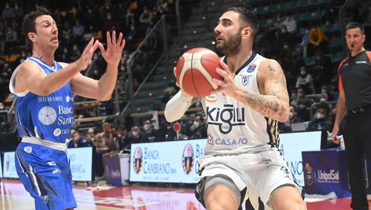 Basket city, il pagellone. La Fortitudo ripiomba nell'incubo, la Virtus sfiora il trionfo con le ragazze