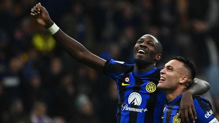 Inter-Roma 1-0: Thuram abbatte il muro di Mourinho, i nerazzurri si riprendono la vetta. Lukaku coperto di fischi