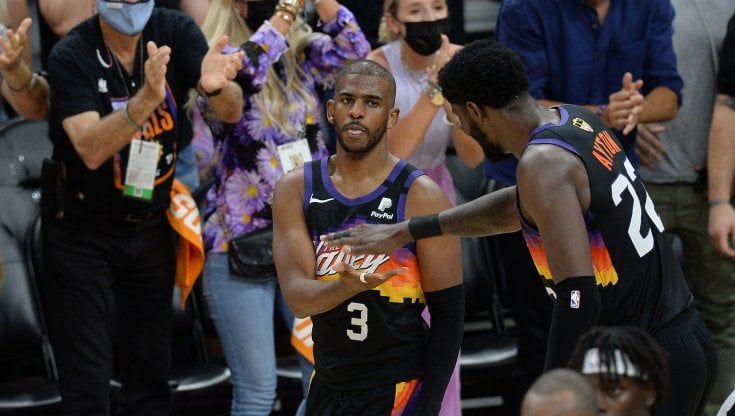 Finali Nba, Chris Paul senza età: Phoenix-Milwaukee 1-0