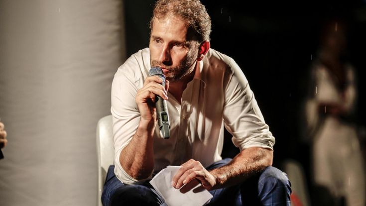 Continua la guerra fra il M5s e Casaleggio junior: i vertici del Movimento adesso rivogliono gli elenchi degli iscritti