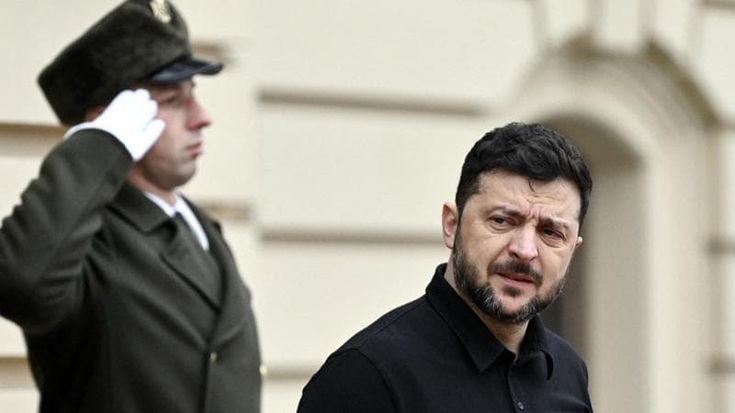 L’accusa di alto tradimento e ucraini pronti alla rivolta: perché Zelensky non può cedere il Donbass