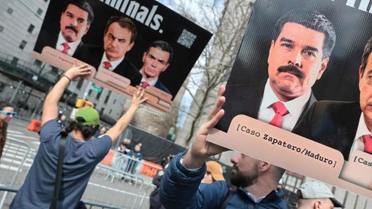 Maduro in aula a New York: “Sono povero, mi paghino le spese legali”