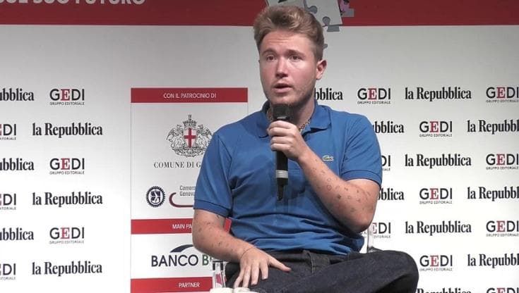 Alfa a Repubblica Insieme: "La mia generazione si preoccupa della salute mentale, siamo i primi a non darla per scontata"