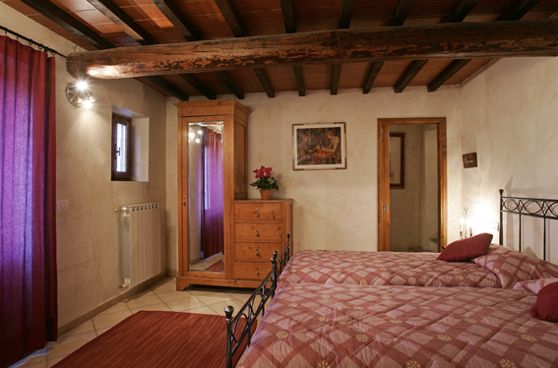 La bellezza del Chianti tra vigneti e uliveti