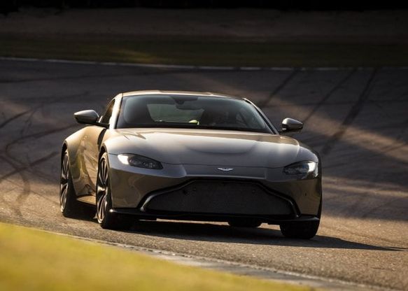 Aston Martin Vantage