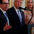 Outlook | Usa, il ricatto del presidente