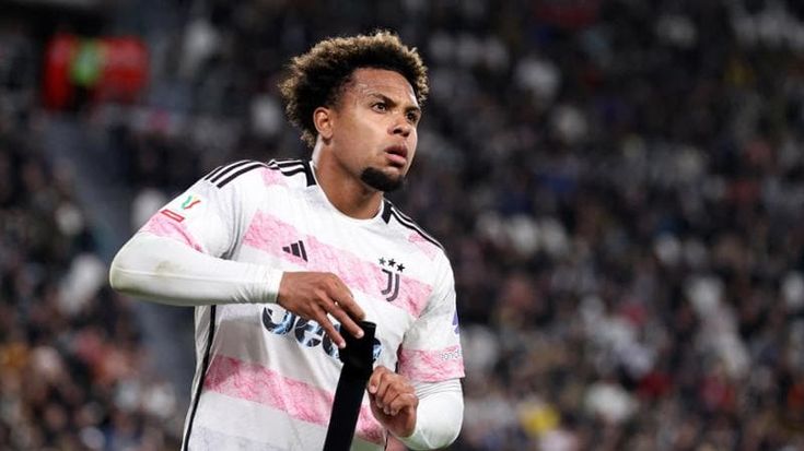 La Juventus denuncia: cori razzisti a McKennie dai tifosi della Lazio