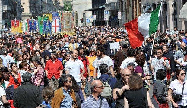 In migliaia al corteo del 25 Aprile