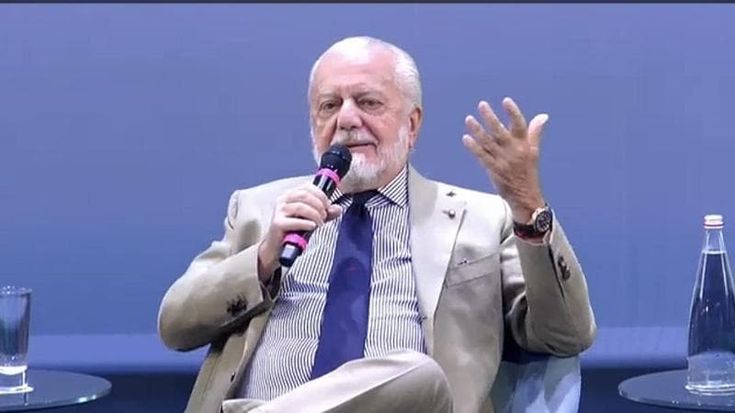 Napoli, De Laurentiis: "I diritti tv? Dobbiamo interrompere i contratti con le attuali piattaforme, altrimenti rischiamo di scomparire"