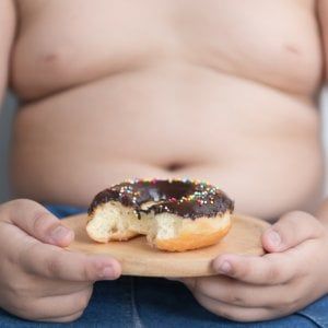 Obesità, un bambino su 20 ha la glicemia alta. E uno su 3 il fegato grasso