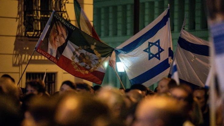 E in Europa giovani iraniani sfilano con Israele