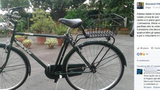 Firenze, rubano la bici al segretario Idv. Lo sfogo su Fb: "Al prossimo che becco spezzo braccia e gambe"